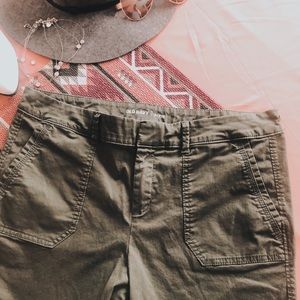 Old Navy Olive Pixie Pants